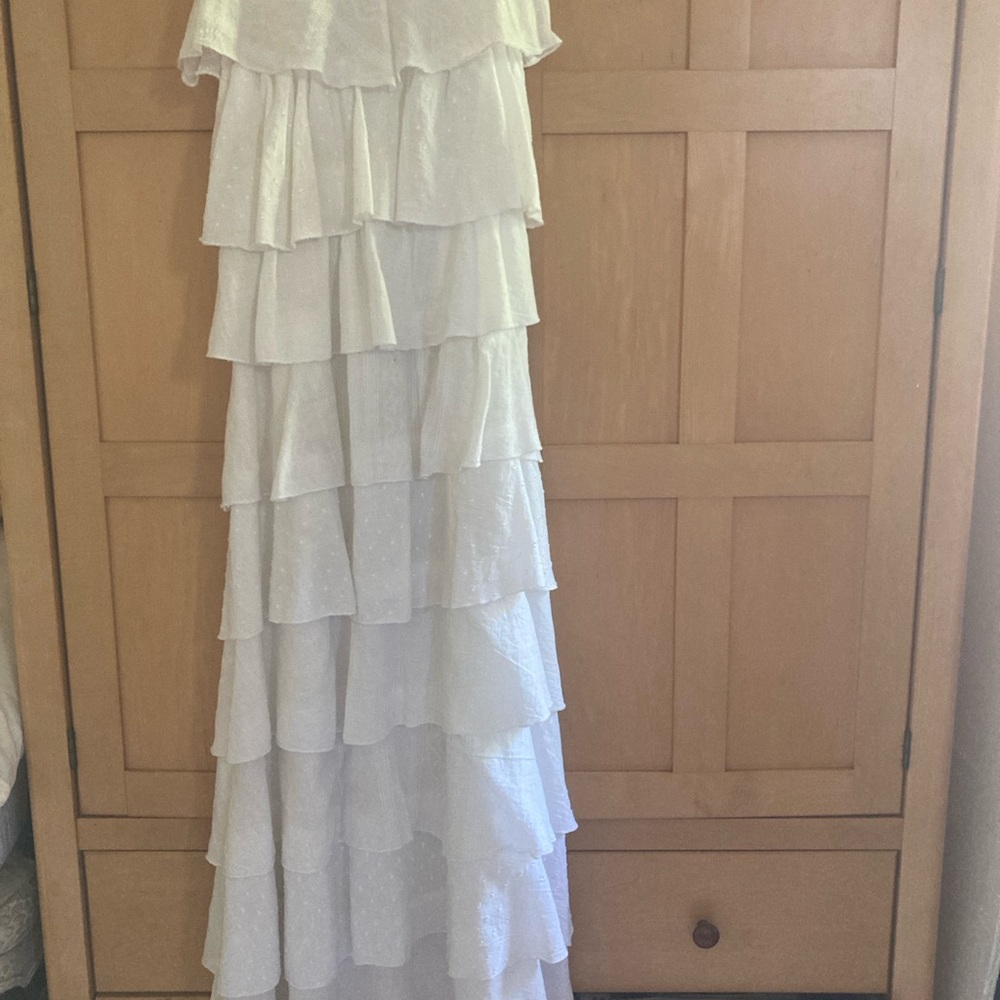 Elegant White Tiered Maxi Dress